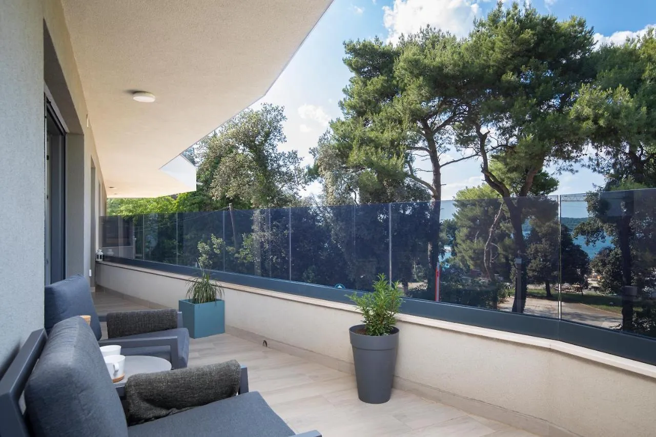Stoja Beach Apartment Πούλα
