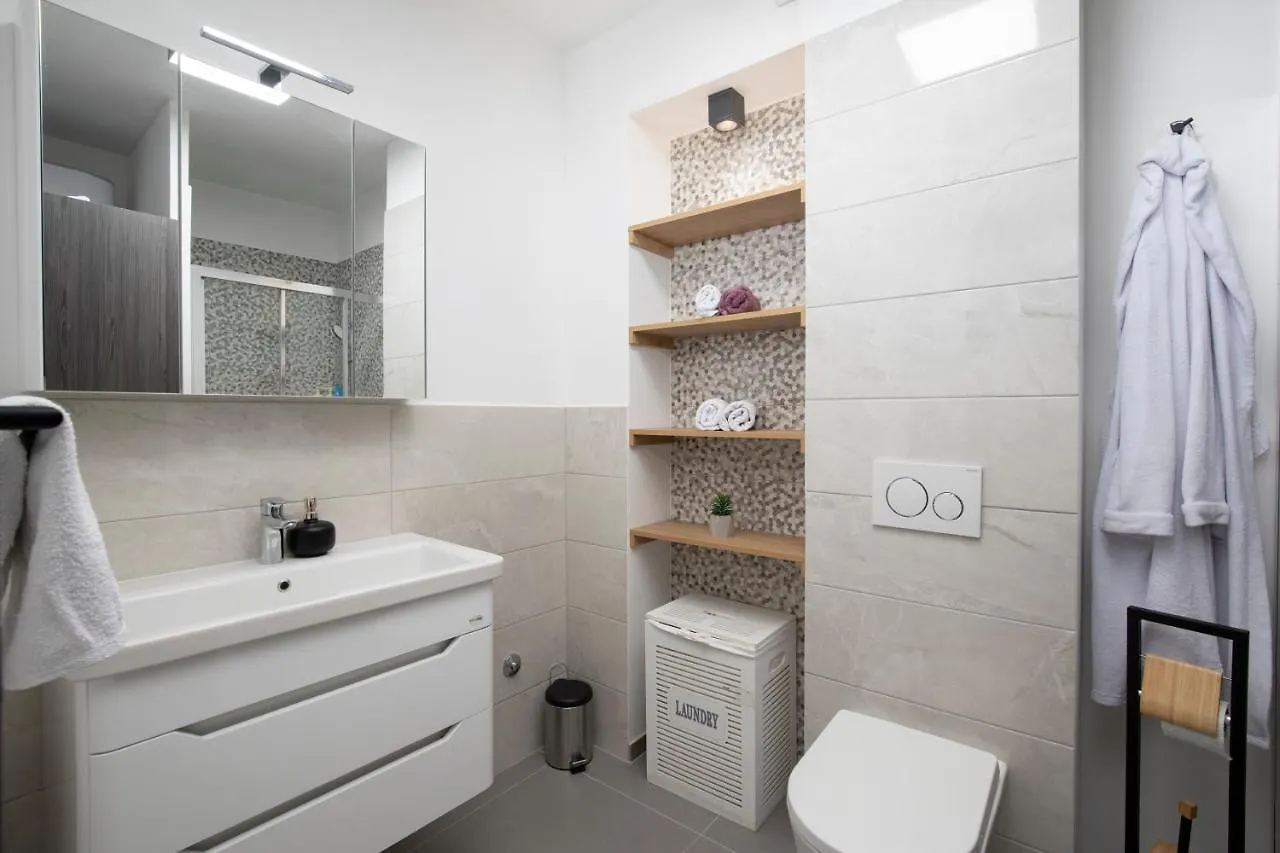 Stoja Beach Apartment Πούλα 0*,
